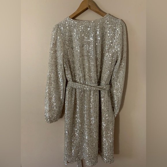 Dress👗 - Picture 3 of 6